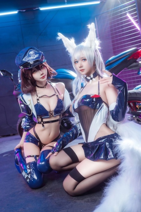 cosplay lingerie porno images