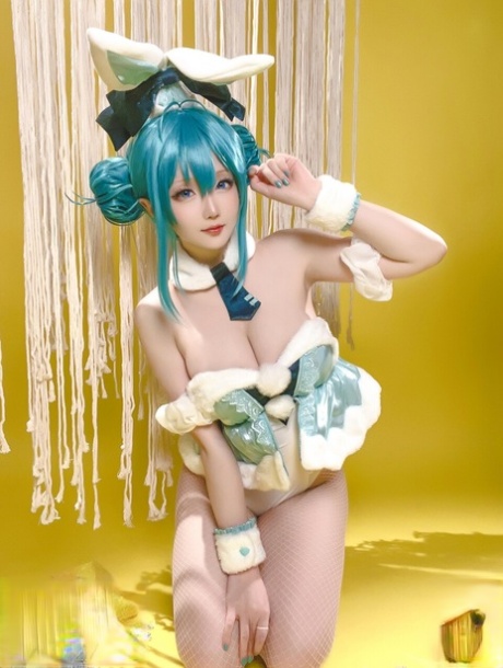 cosplay lingerie nudes picture