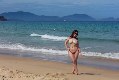 zrzka nohy sexy nahá fotky