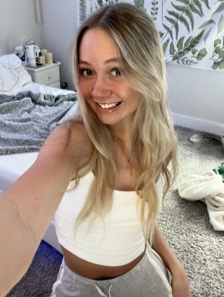 adolescente guarrilla porno superior foto