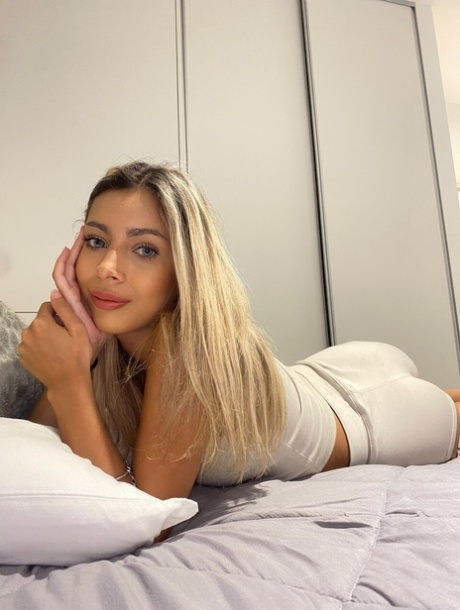 sexy selfie hot porn galleries