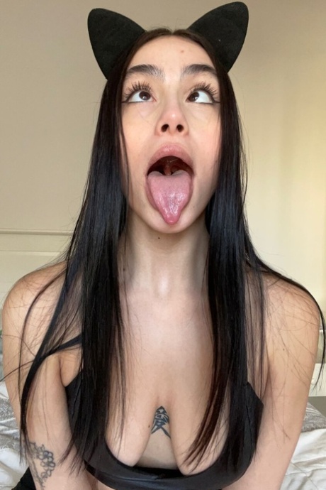 ahegao hermosa hd archivo