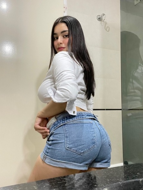 curvy brunette sexy xxx images