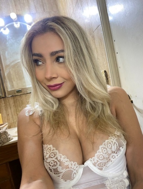 boobs selfie xxx archive
