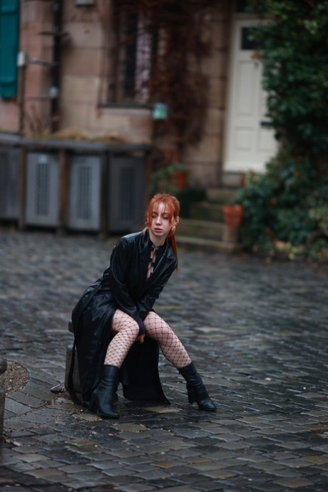 rousse en extérieur chaud érotique galeries
