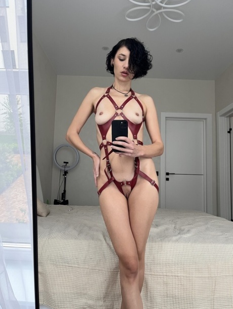 大きなお尻のクーガー セクシー裸 画像