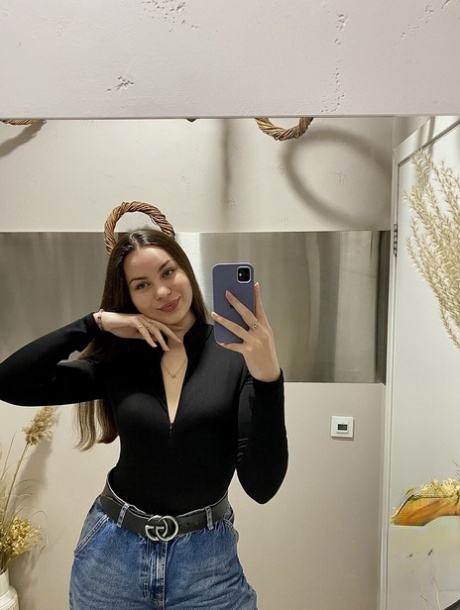 sexy selfie naked images