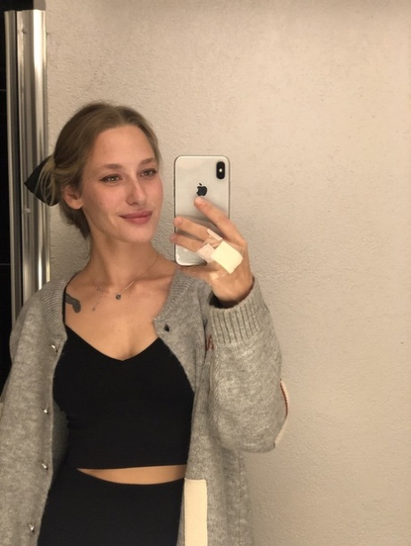 Spiegel freie nackte bild