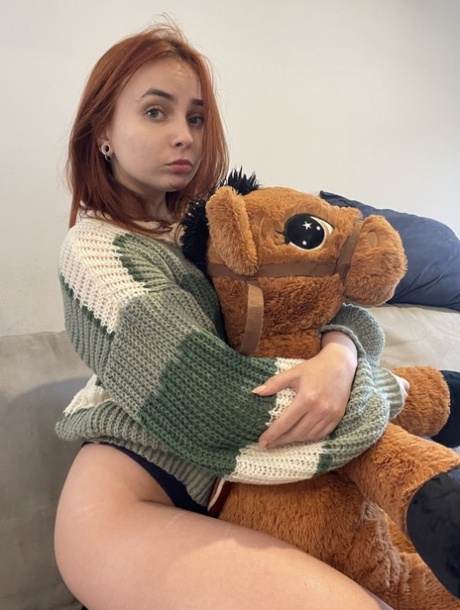 amateur redhead free sex photos