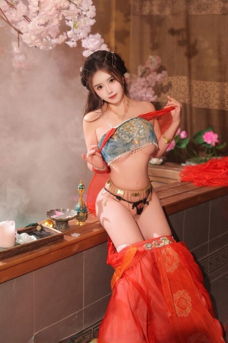 脱衣舞娘 熱的 圖片
