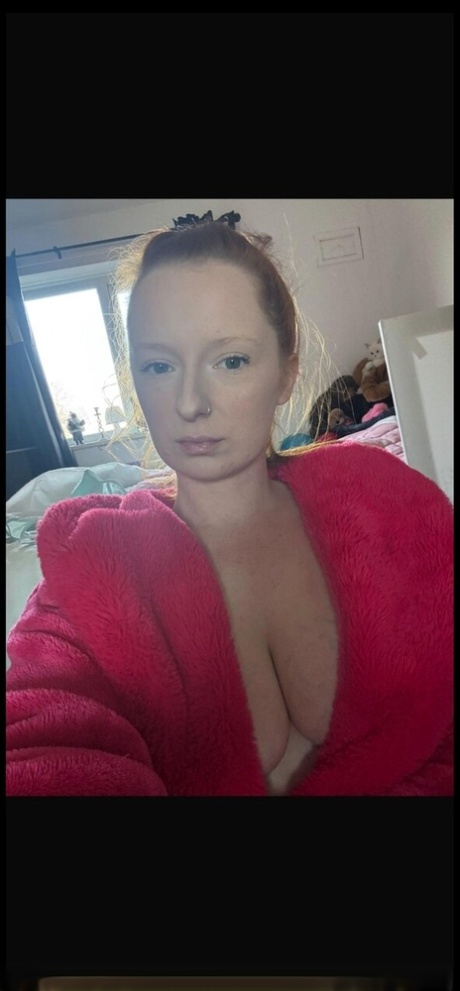 amateur redhead sexy xxx galleries