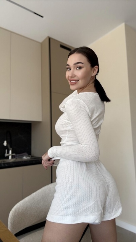 ass in shorts hd gallery