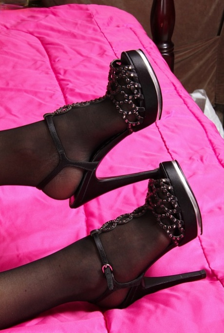 high heels stockings free xxx photo