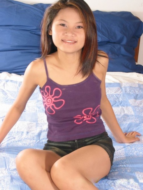 asiatische Teenager nackt erwachsene fotos