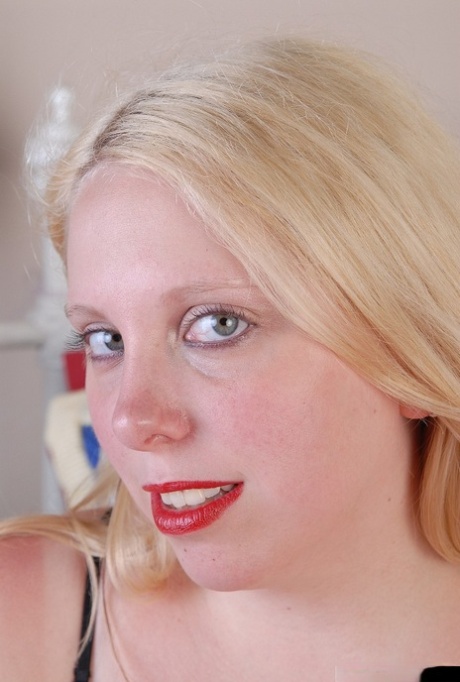 červená rtěnka dokonale sexy fotografie