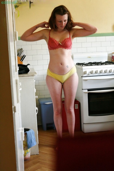 amateur voyeur art nude gallery