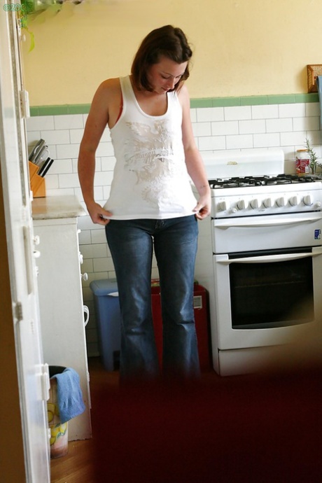 amateur voyeur hd pics