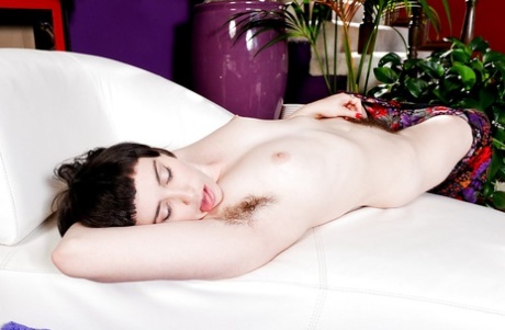 duża owłosiona cipka porno za darmo galerie