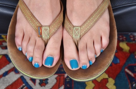 big feet hot xxx pictures