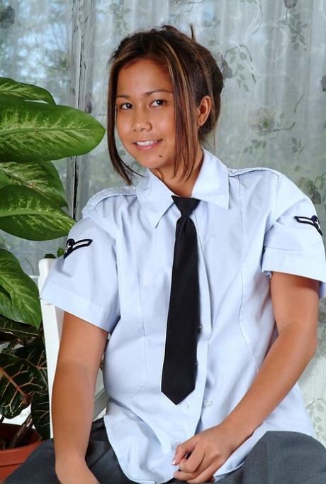 亚洲女学生 頂部 圖片