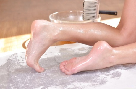 oiled feet hot porn photos