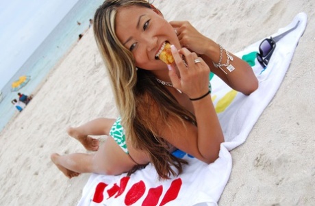 asian beach free nude gallery