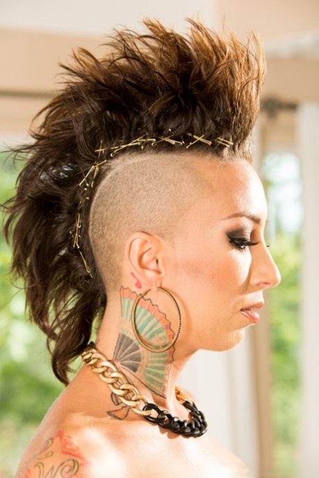 Bella Bellz exclusive star photo