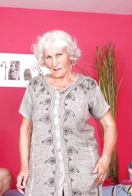 nonna cattiva bellissimi nudi galleria