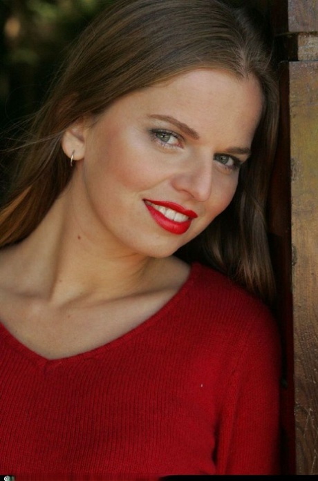 Ashton Gray model nudes picture