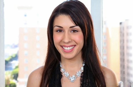 Natalie Nunez star free pictures