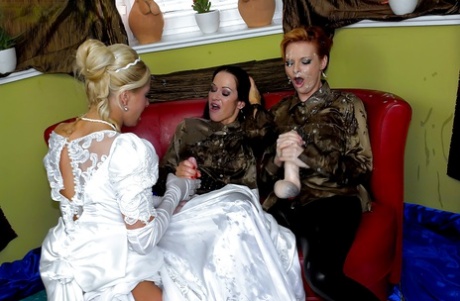 wedding beautiful naked gallery