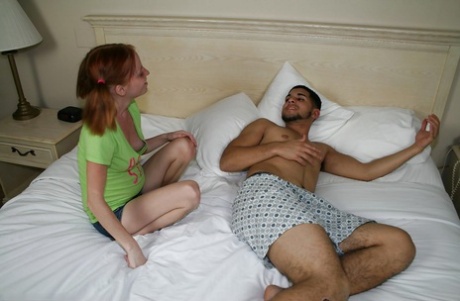 pregnant teen beautiful naked photos