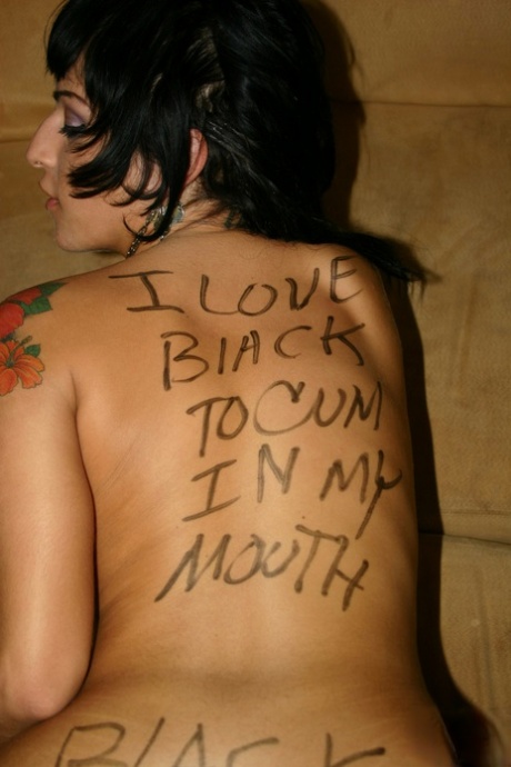 Avy Lee Roth nice model pic
