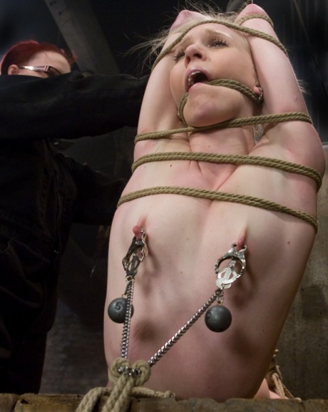 dünnes BDSM kunst heiße galerien