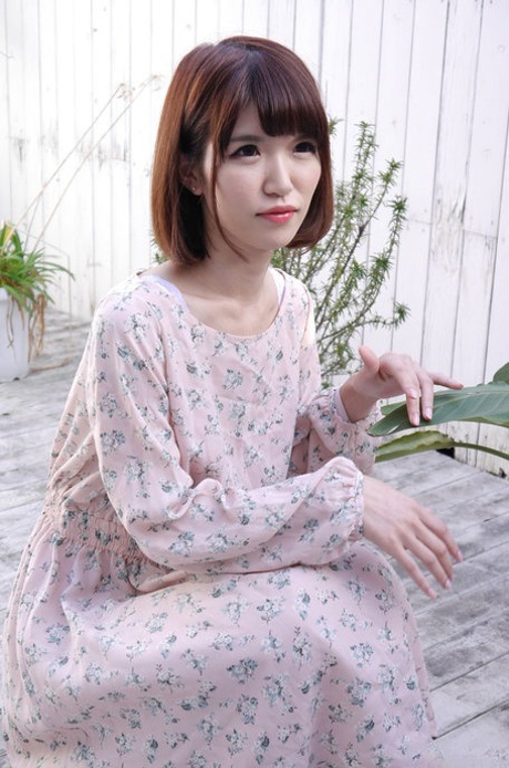 skinny japanese pretty img