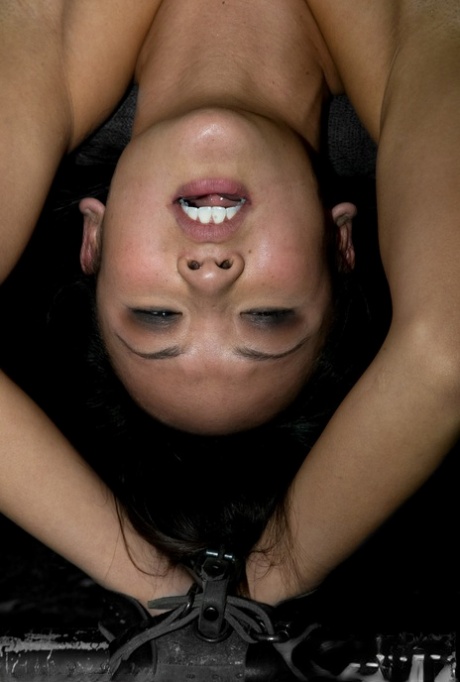 Jandi Lin model exclusive picture