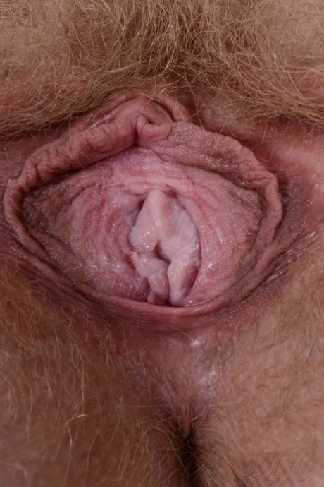 big labia free nude image
