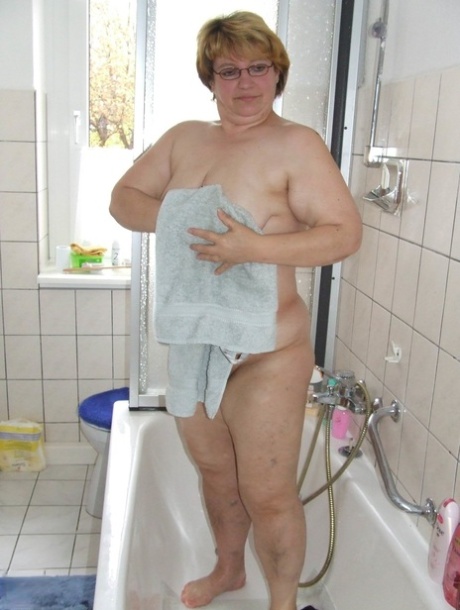 bbw glasses pornographic photo