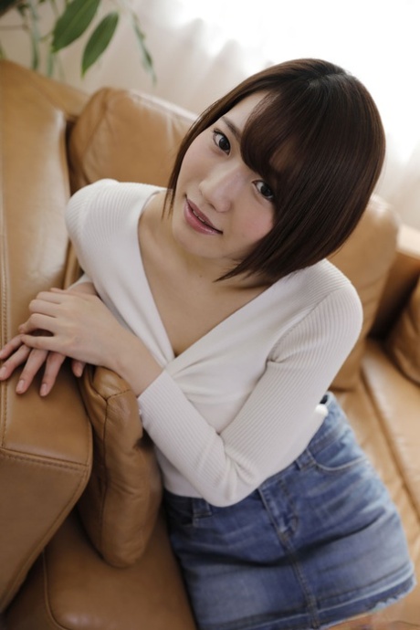 ショートヘアのアジア人 セクシーxxx ギャラリー
