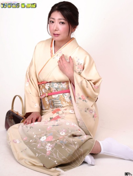 schöne Japanerin freie nackt galerien