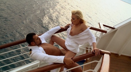 Donna Bell art pornstar gallery