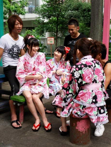 pequeña japonesa caliente desnudo imágenes