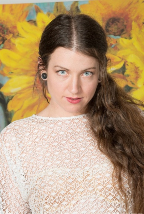 brunette blue eyes hot sexy photo