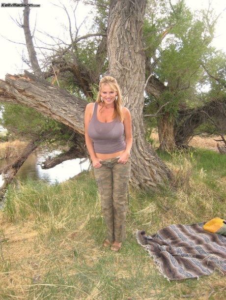 madura al aire libre hd xxx fotos