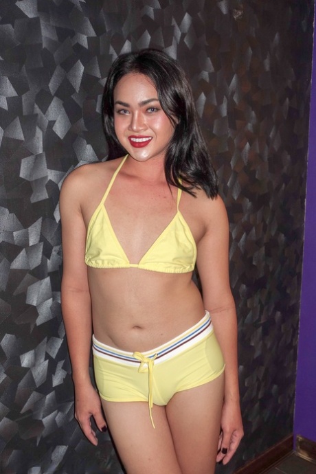 bikini ladyboy sympa parfait collection