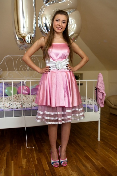 Roxy Bell high quality actress photo