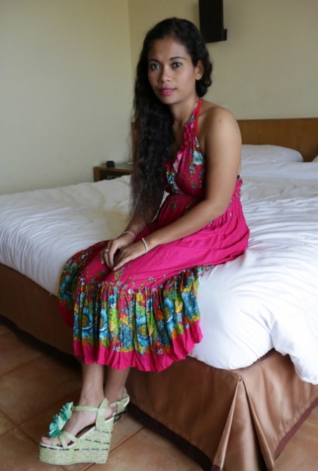 asian amateur nudes photo