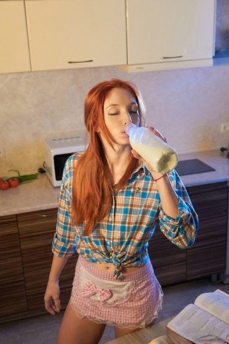 Emily Bloom star best image