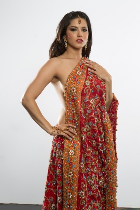 indian milf hot nude pics