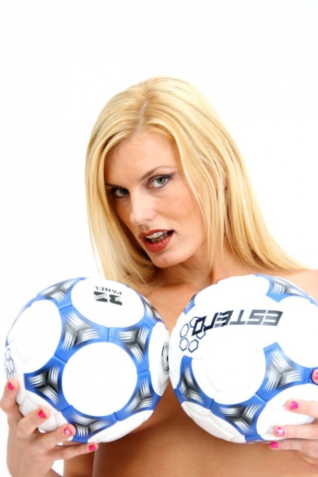 Darryl Hanah nice model photos